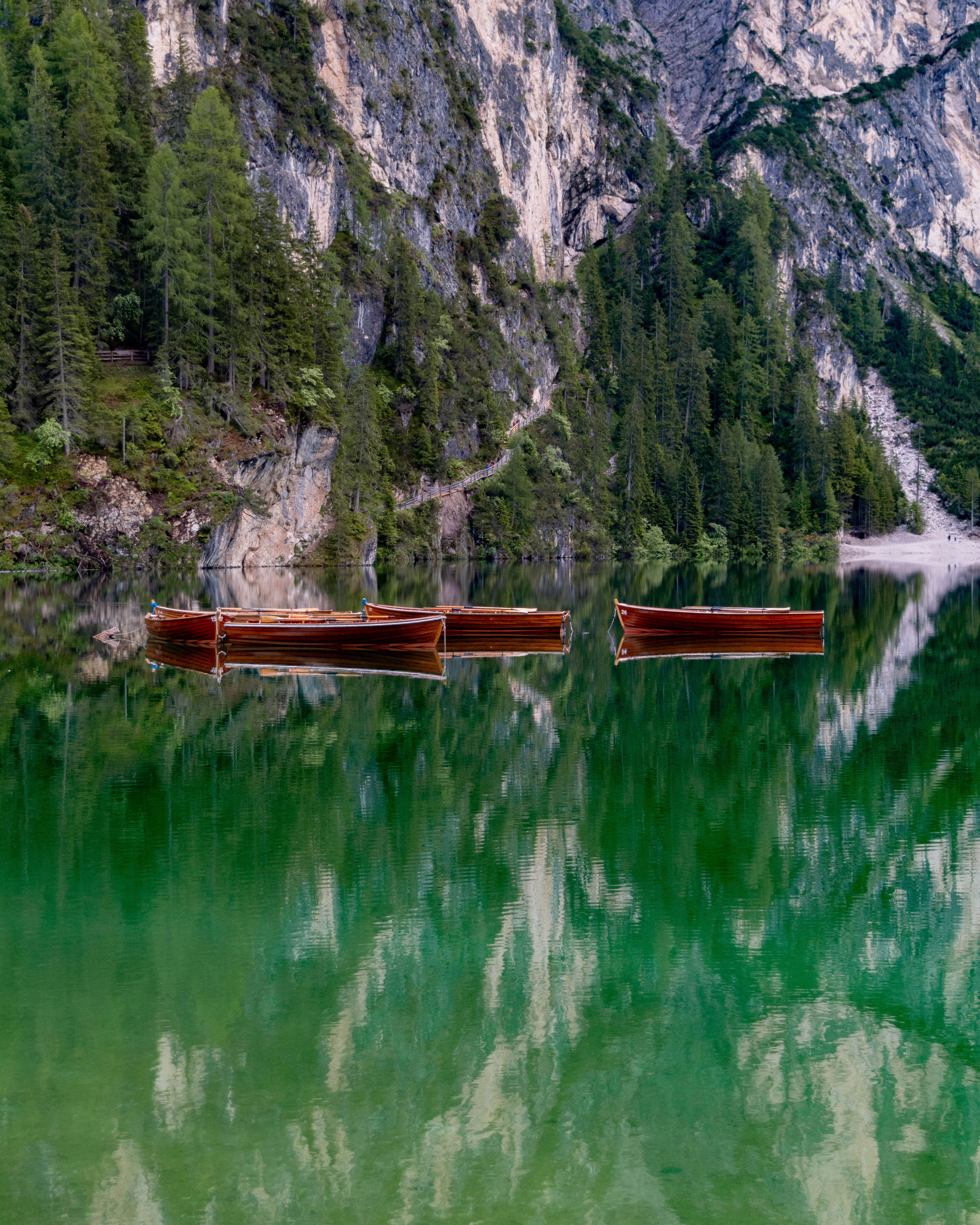 Braies Lake flying boats (vertical)